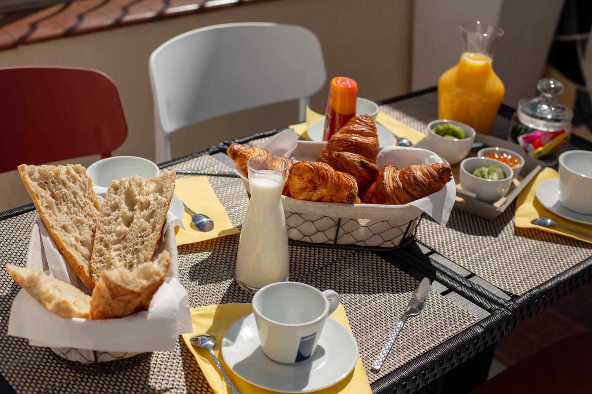 Face Cite - Chambres D'Hotes - Parking & Garage Gratuit - Wi-Fi Gratuit Carcassonne Exterior foto